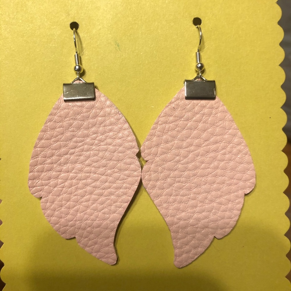 Leather earrings